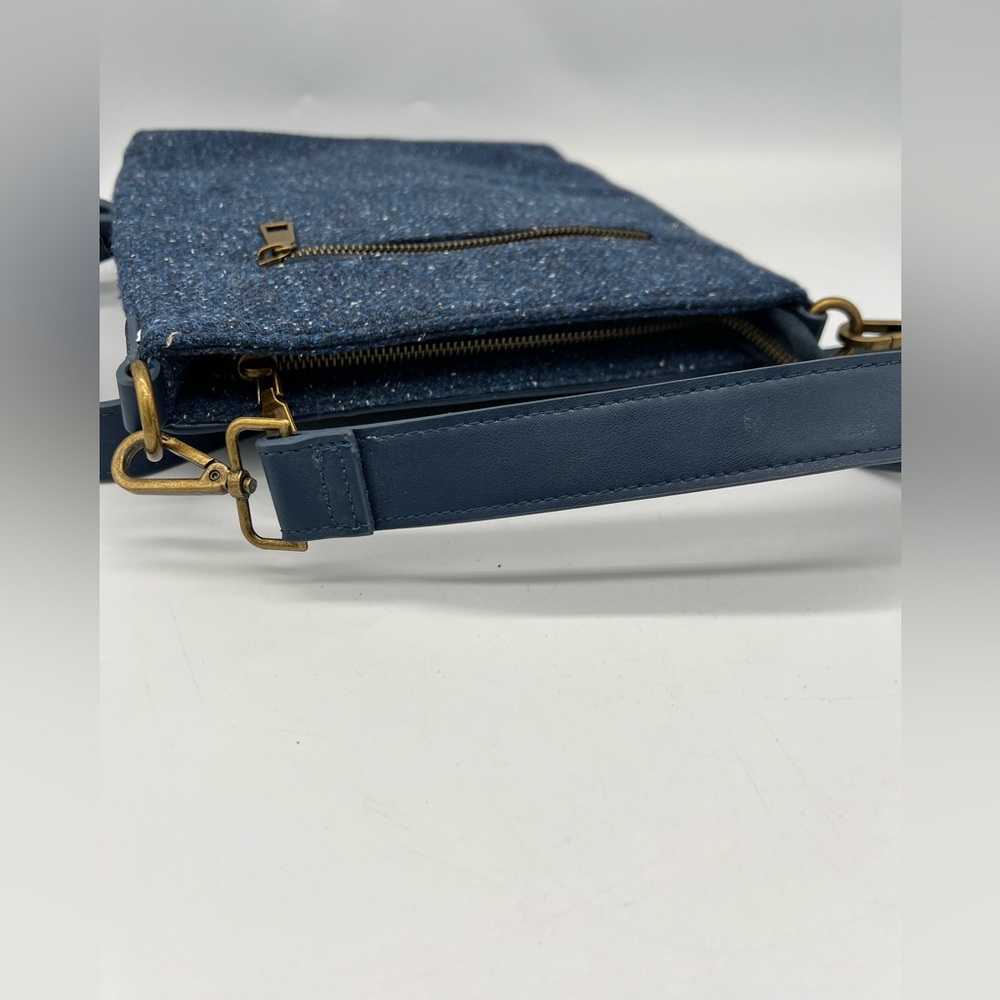 Aran Kerry Tweed Blue Messanger Bag - Picture 10 of 12